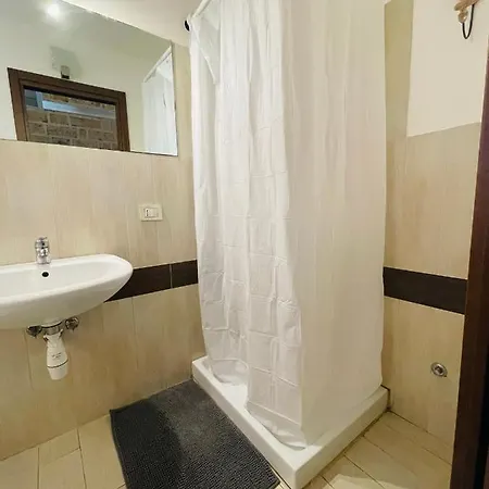 Ground Floor city center 85 Bari Buitenkant foto