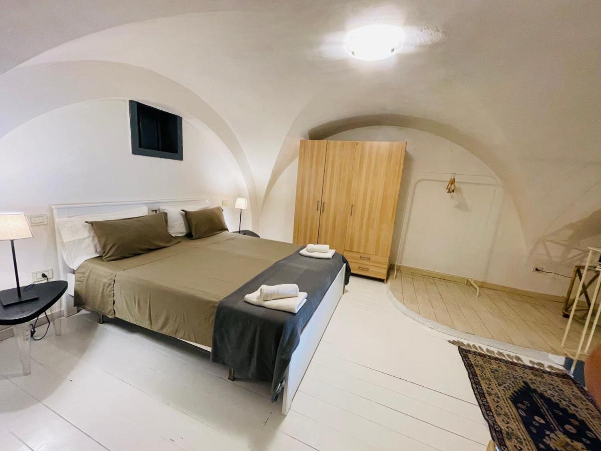 Ground Floor Center 85 Bari